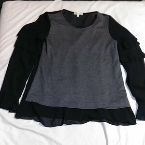 Stevie Hender long sleeved womens top